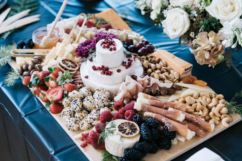 Crafting the Perfect Charcuterie Board for Your Whiskey