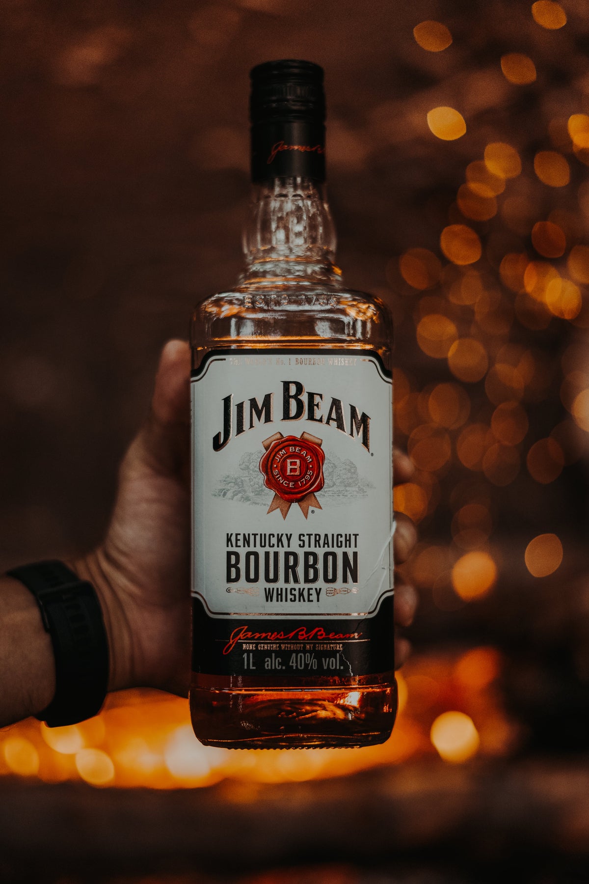 Decoding the Flavors: Distinguishing Caramel and Vanilla in Bourbon