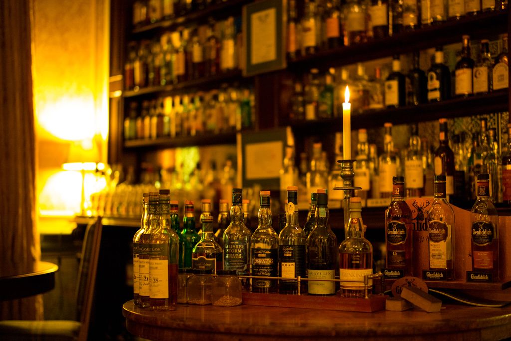 Best Whiskey Clubs for Present Subscriptions