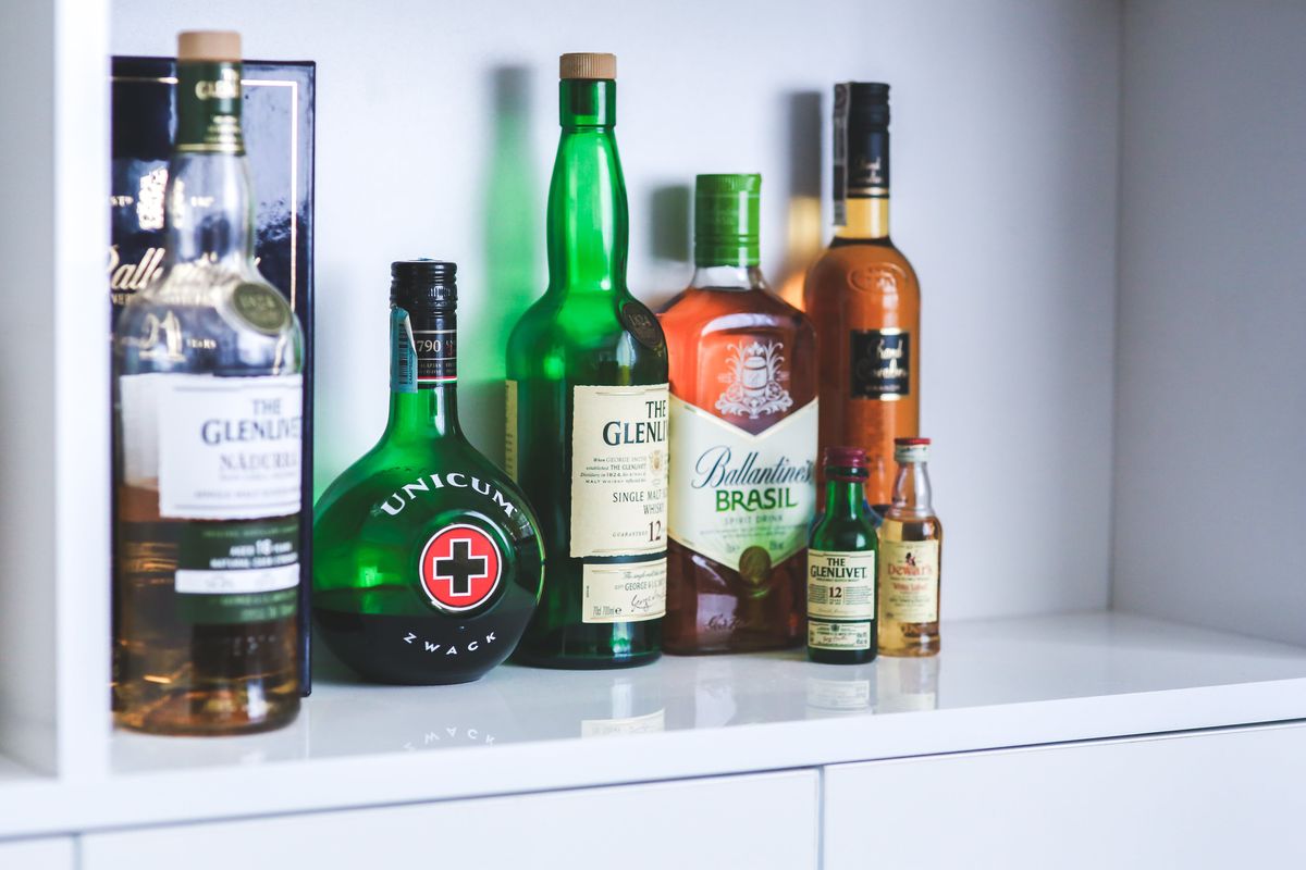Discover the Finest Affordability: Join the Budget Bourbon Monthly Club