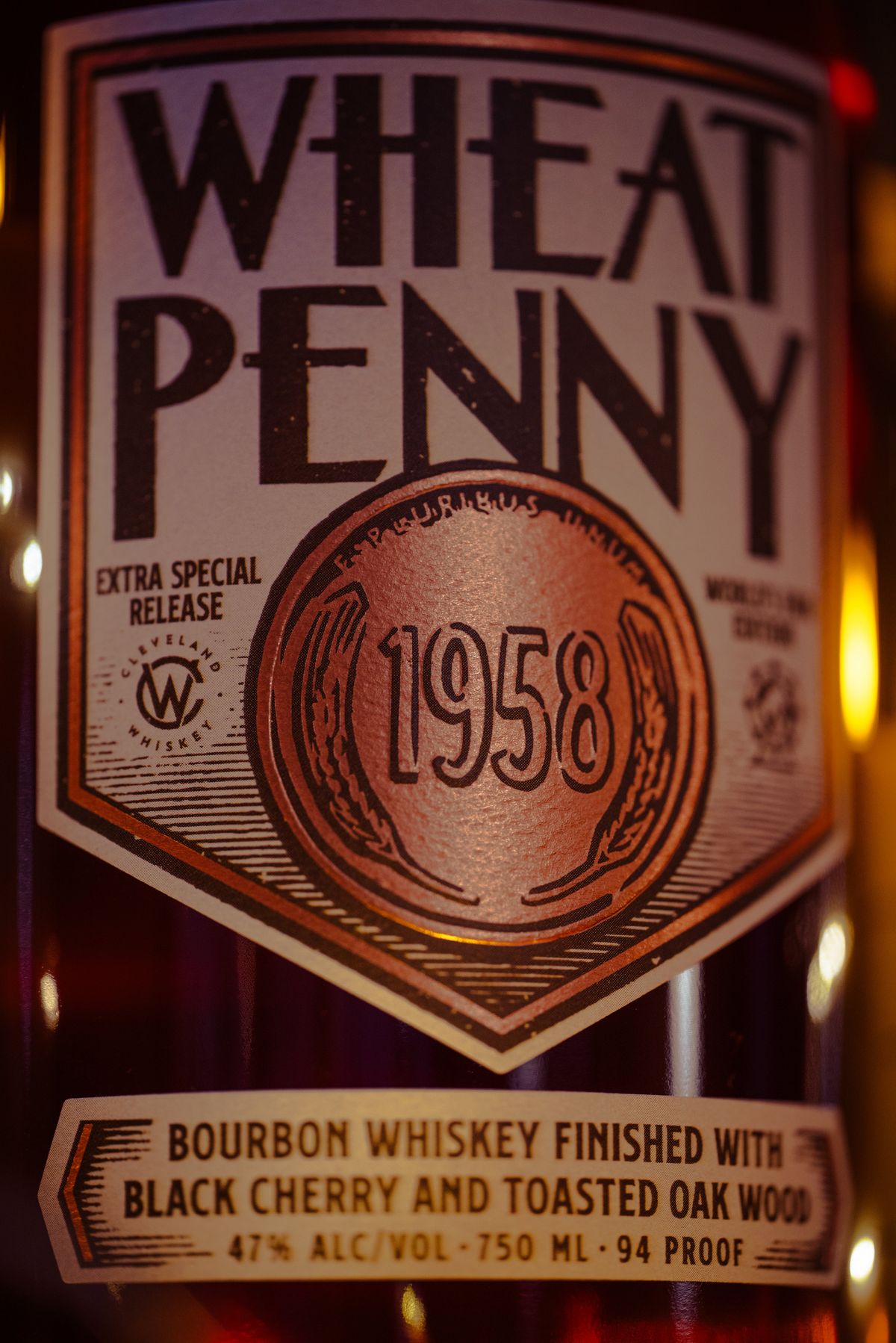 The Connoisseur's Bourbon Tasting Guide: How to Savor America's Native Spirit