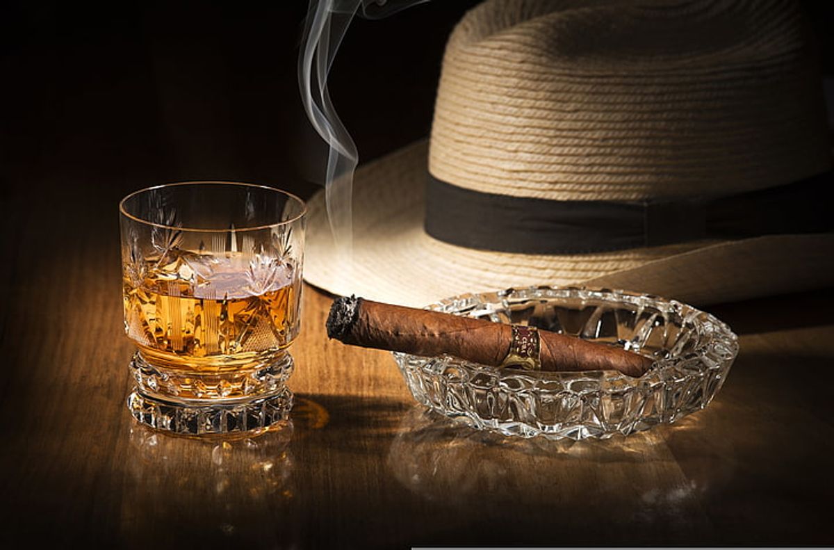 Whisky Words: A Connoisseur's Guide to Scotch for Patrons of Literature