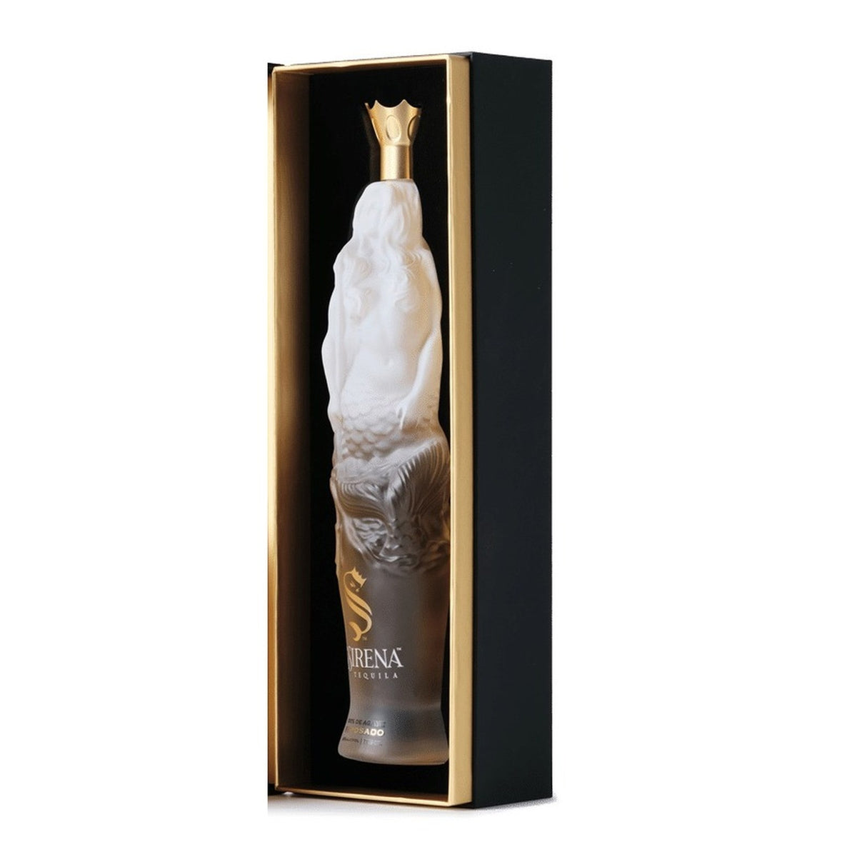 La Sirena Reposado Tequila bottle, 80 proof, front view on white